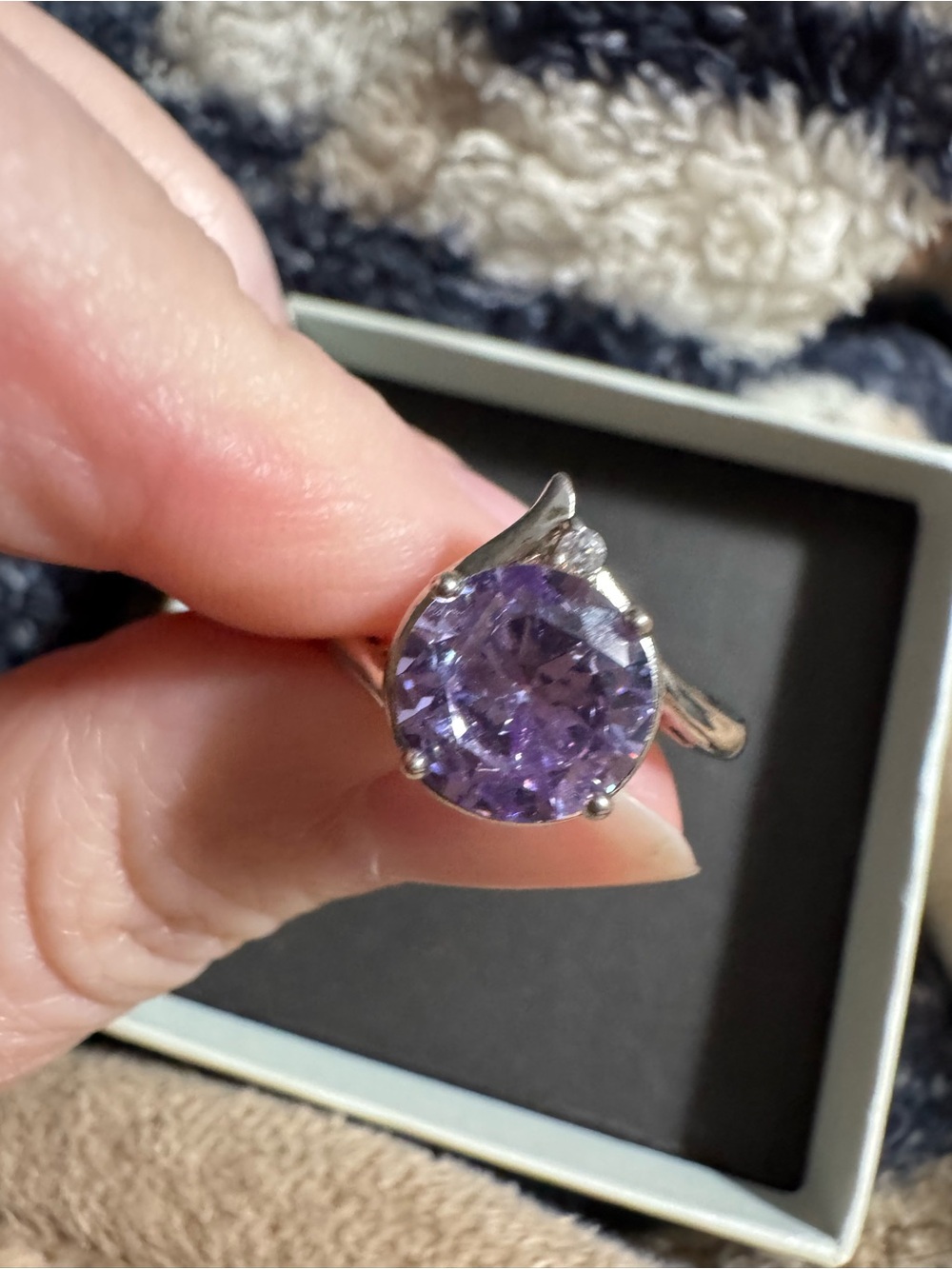 Silver Fashion Round Purple Gemstone Ring - Amethyst Look